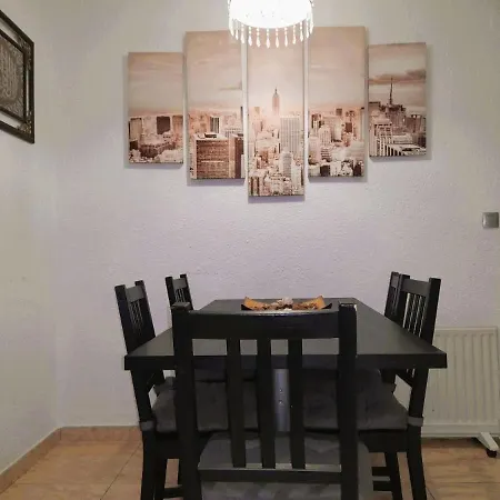 Apartment Sweet House Close To Airport *